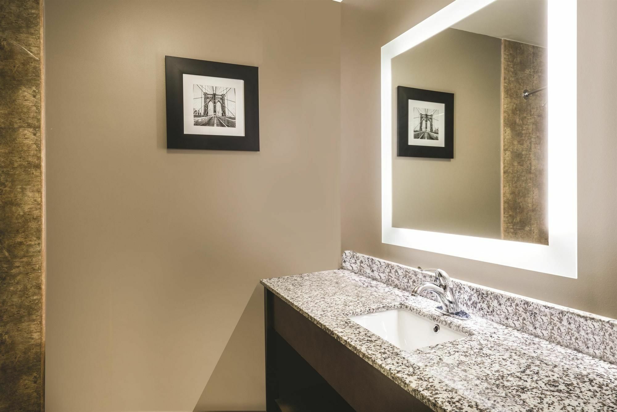 La Quinta By Wyndham Brooklyn Central Nova Iorque Exterior foto